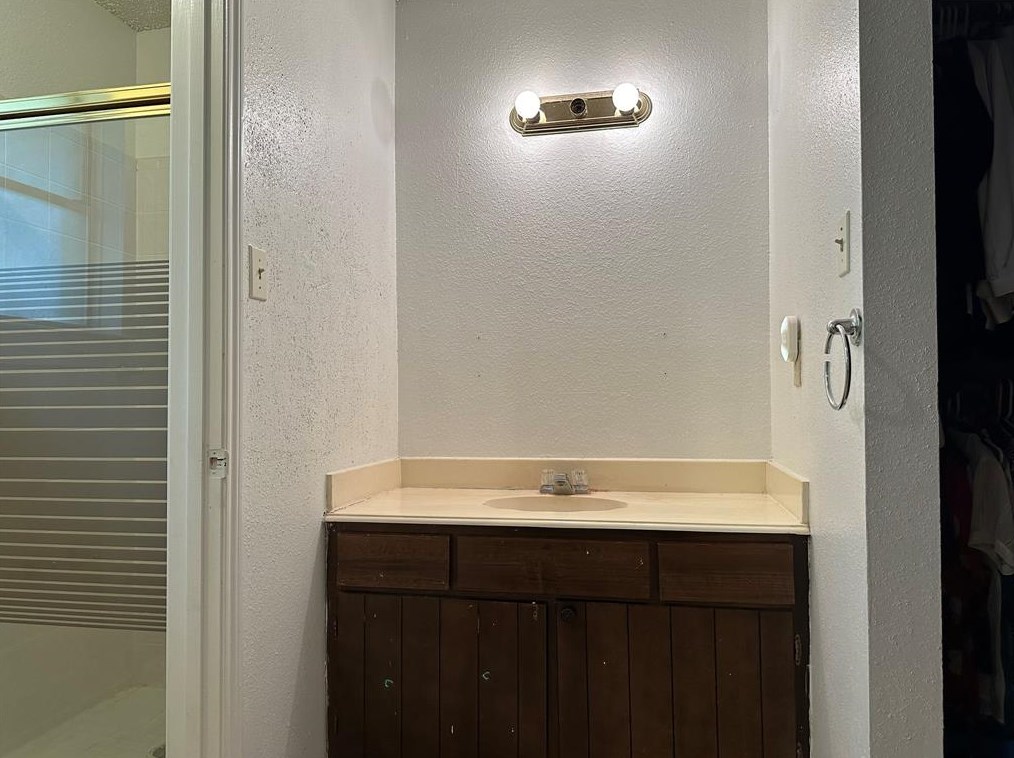 2006 Westlake Way, Houston TX 77084-4845 exterior