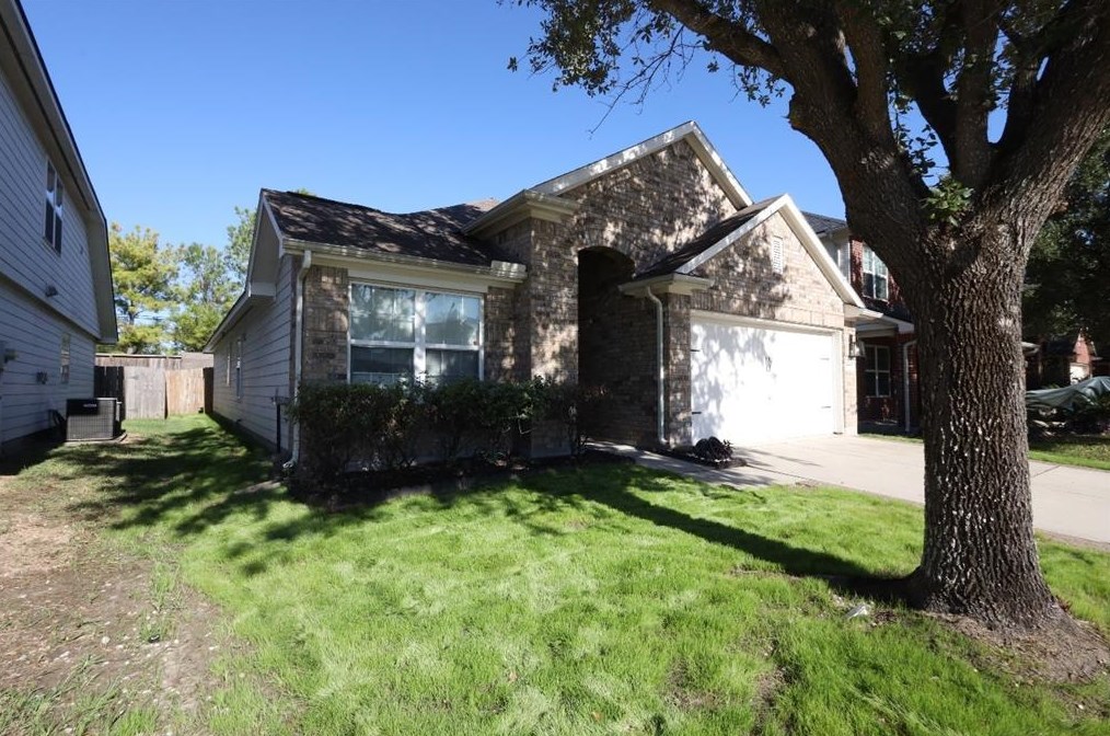 14134 Brayford Place Dr, Houston TX  77014-2062 exterior