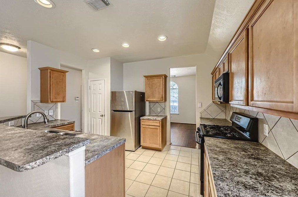 158 Star Ridge Cir, Spring TX  77382-1463 exterior