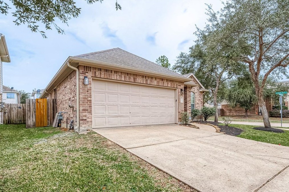6406 Applewood Forest Dr, Katy TX  77494-4342 exterior
