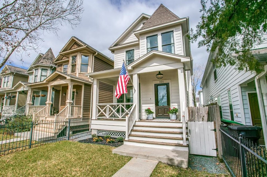 221 24 St, Houston TX  77008-1944 exterior