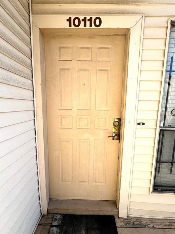 10110 Waterstone Dr, Houston TX  77042-5808 exterior