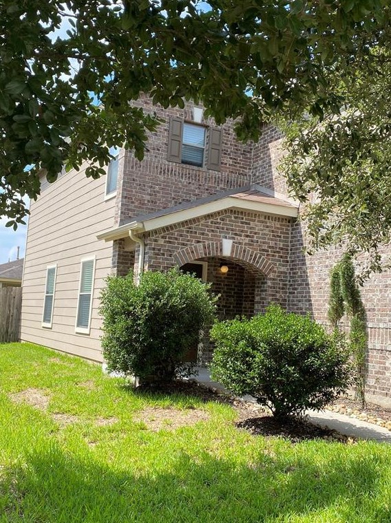 2915 Beacon Grove St, Spring TX  77389-4345 exterior
