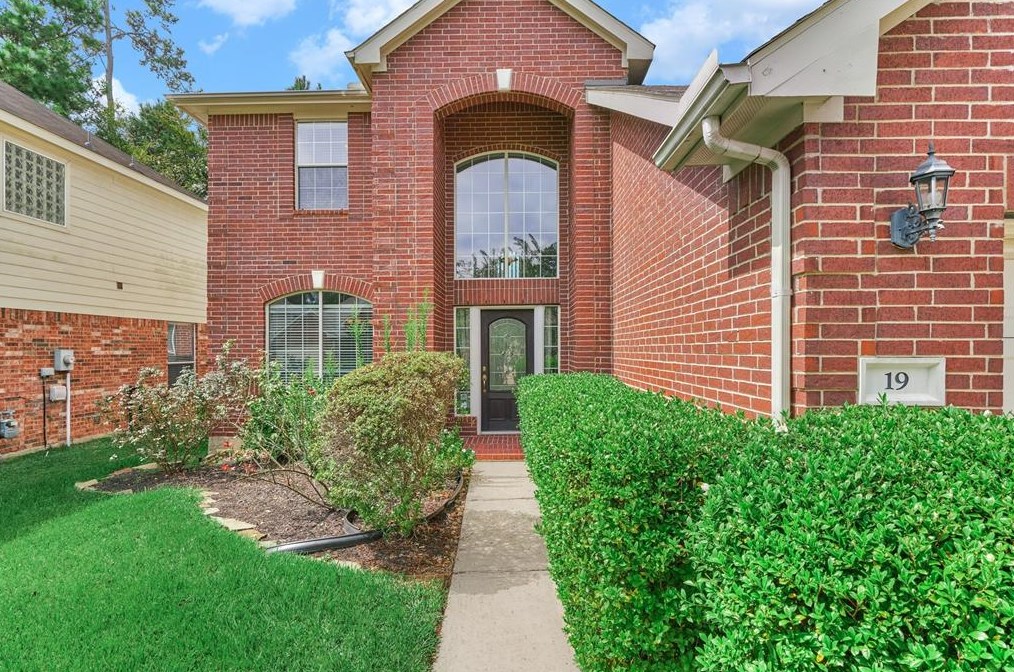 19 Bryce Branch Cir, Spring TX  77382-5810 exterior
