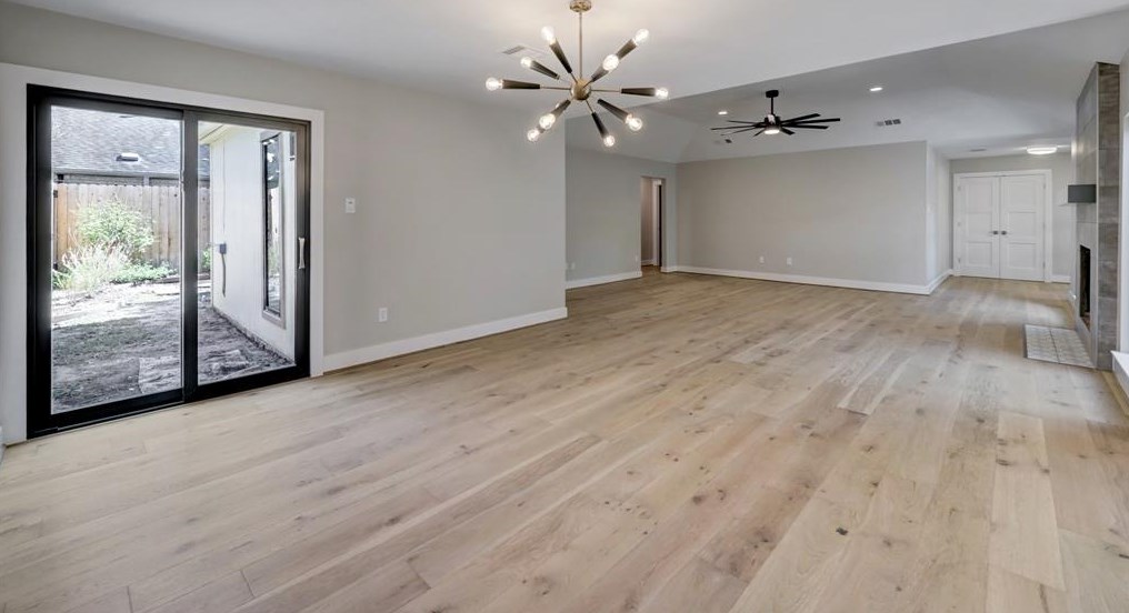 15750 Barkers Lndg Rd, Houston TX  exterior