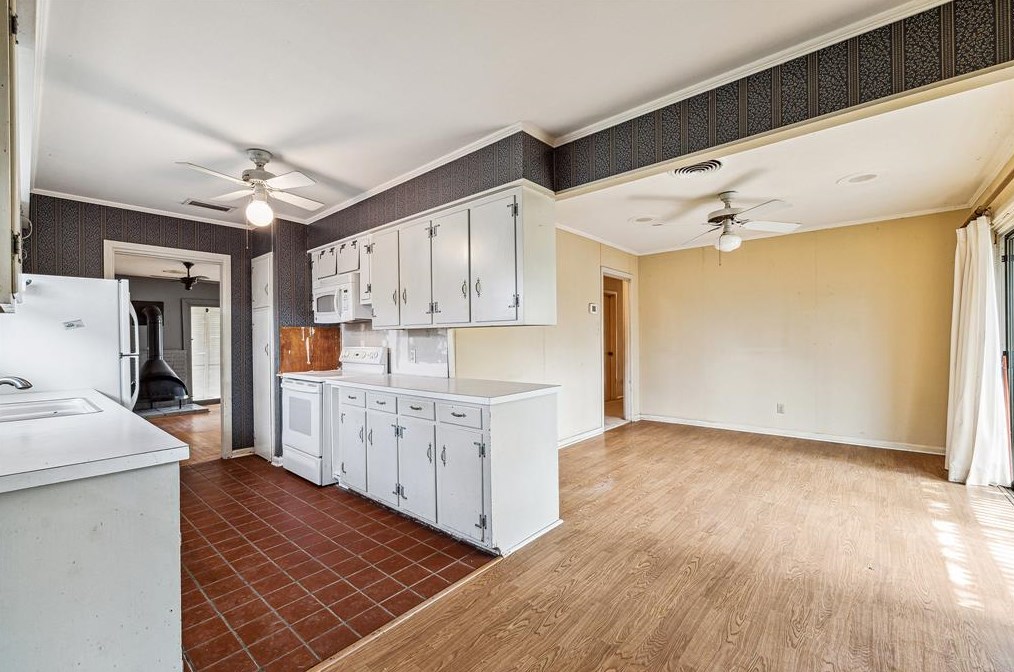 4845 Kinglet St, Houston TX  77035-3025 exterior