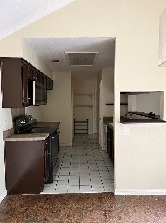 16631 Capewood Dr, Humble TX exterior