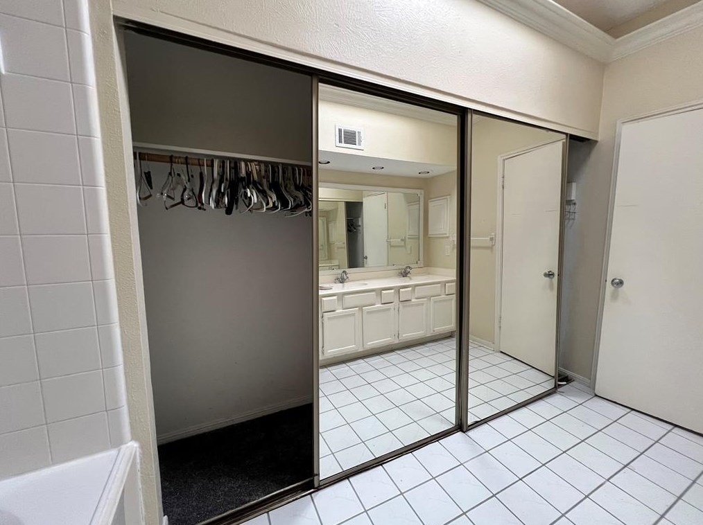 16631 Capewood Dr, Humble TX exterior