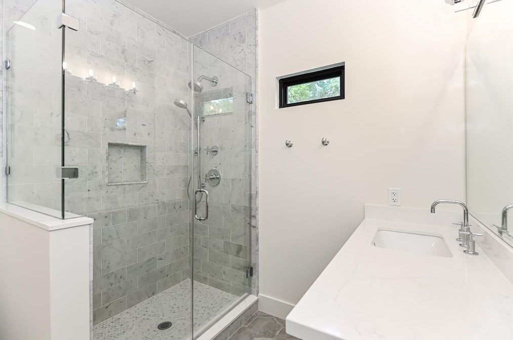 10023 Springwood Frst, Houston TX  77080-6442 exterior