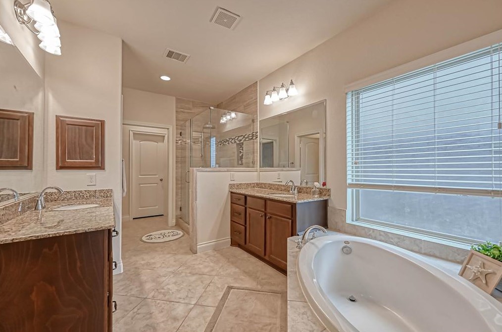 4031 Orchard Arbor Ln, Sugar Land TX 77479-3606 exterior