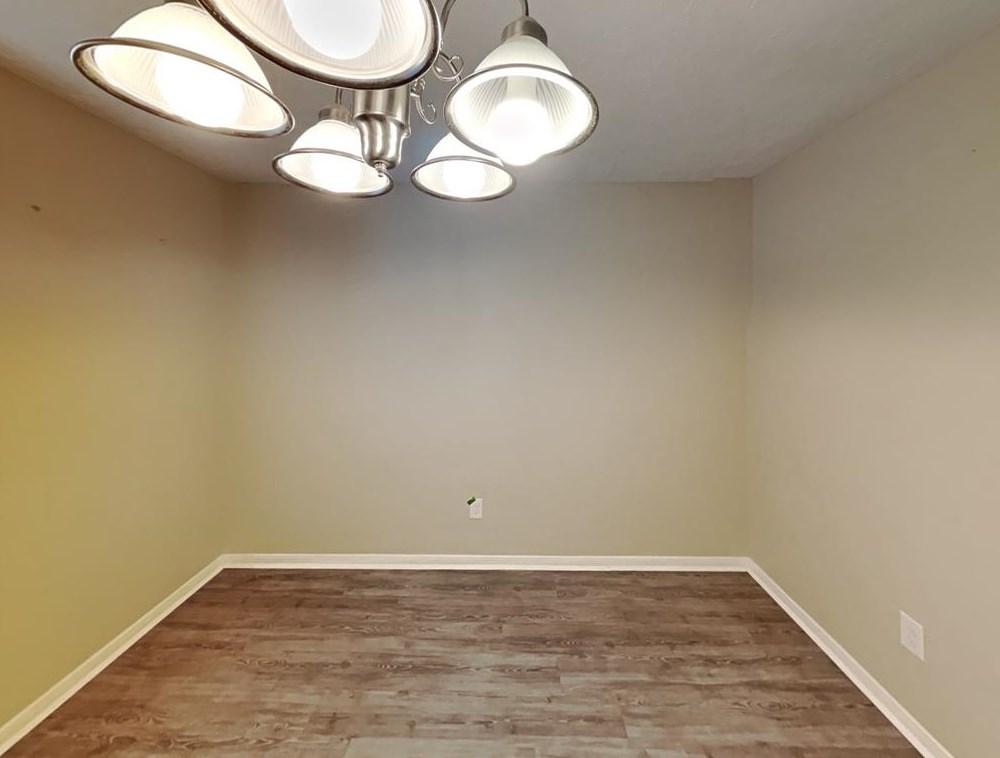 5511 Fairview Forest Dr, Houston TX  77088-1245 exterior