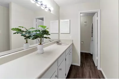 1100 Augusta Drive #64, Houston, TX 77057 - Photo 31