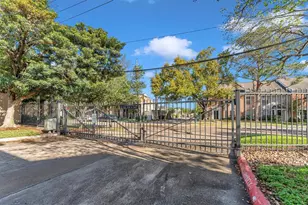 1100 Augusta Dr, Houston, TX 77057 - Photo 47