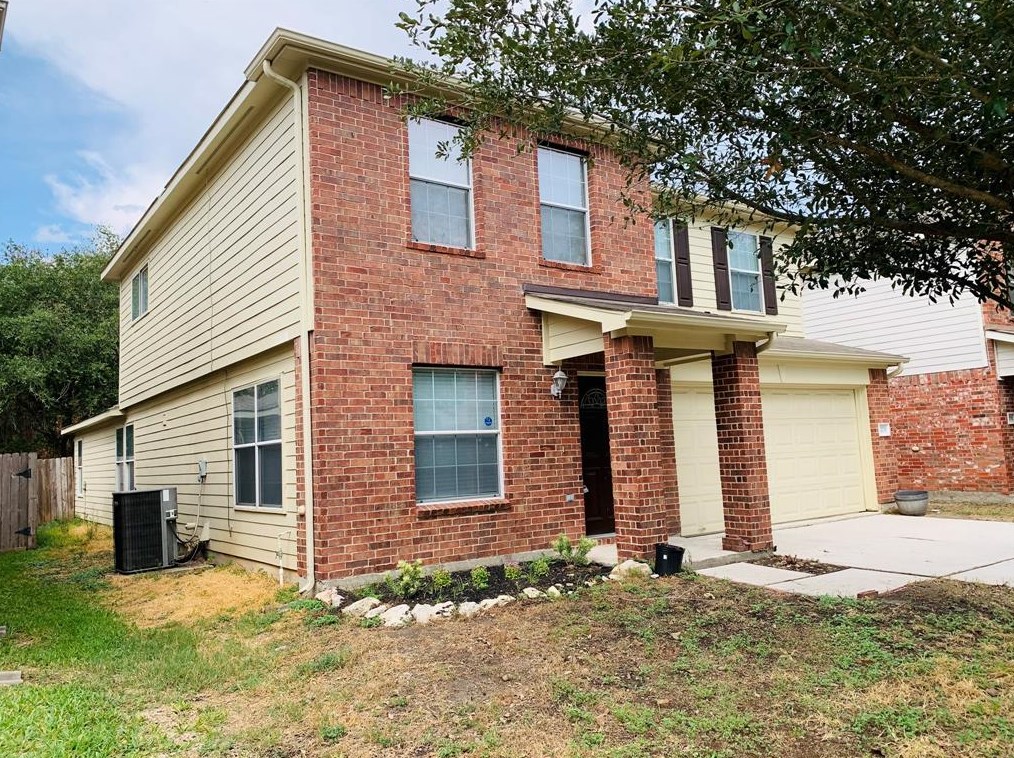 11739 Edenstone Dr, Cypress TX  77429-2972 exterior