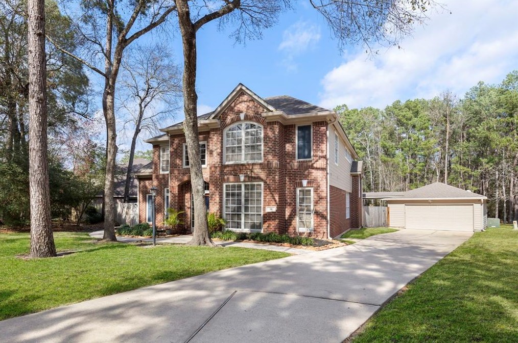 38 Evian Path Ct, Spring TX 77382-1317 exterior