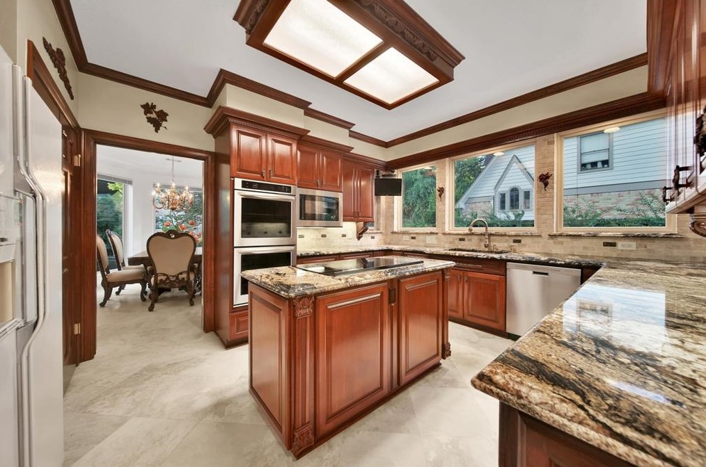 5815 Spring Lodge Dr, Humble TX 77345-2450 exterior