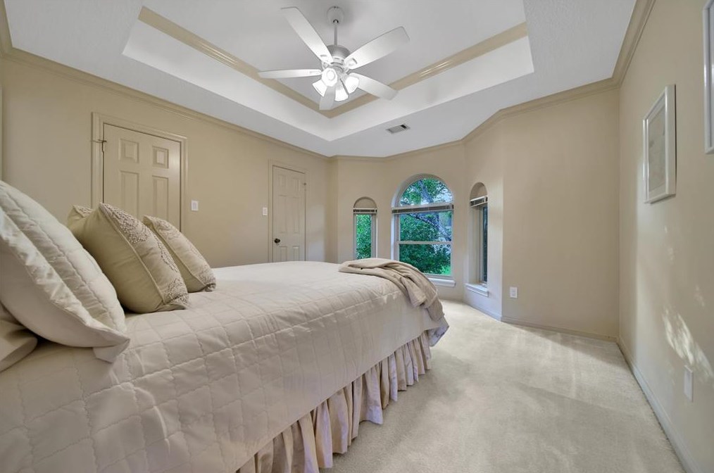 5815 Spring Lodge Dr, Humble TX 77345-2450 exterior