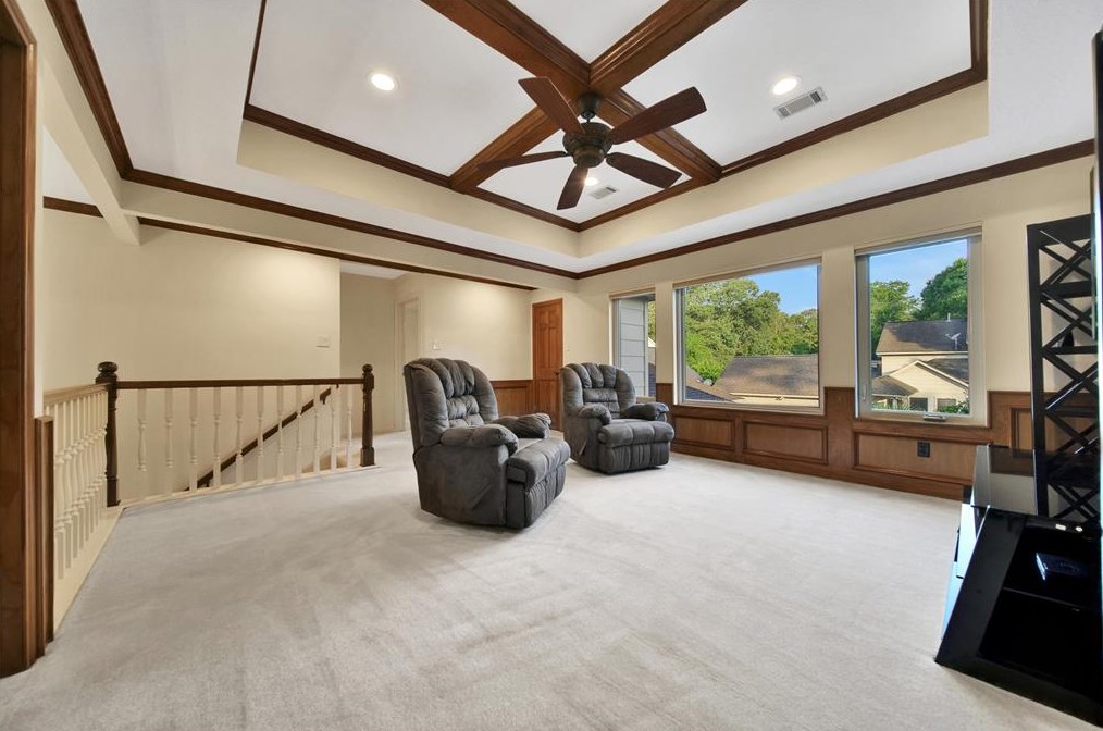 5815 Spring Lodge Dr, Humble TX 77345-2450 exterior