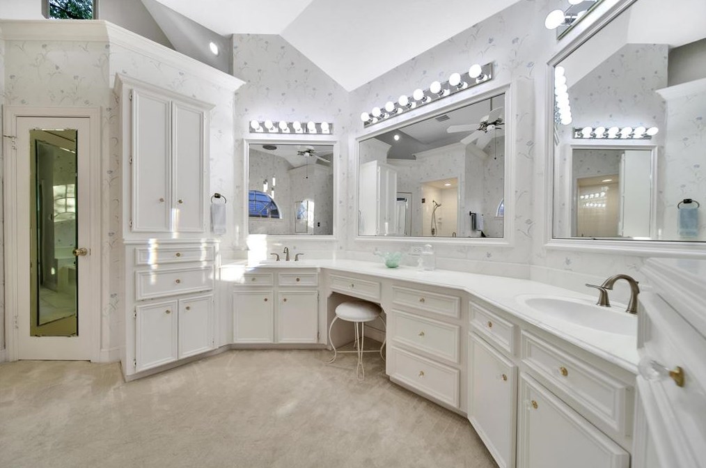 5815 Spring Lodge Dr, Humble TX 77345-2450 exterior