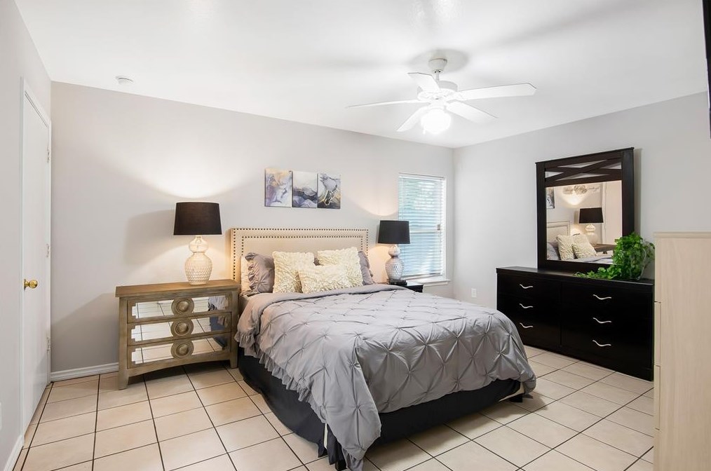 1804 Capron, Houston TX 77020-4008 exterior