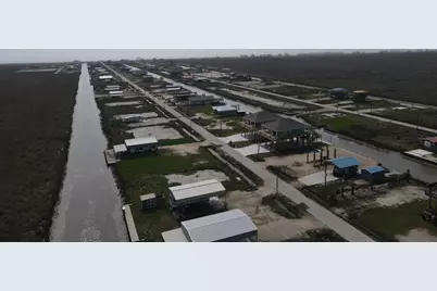 1334 Mabry Street, Gilchrist, TX 77617 - Photo 1