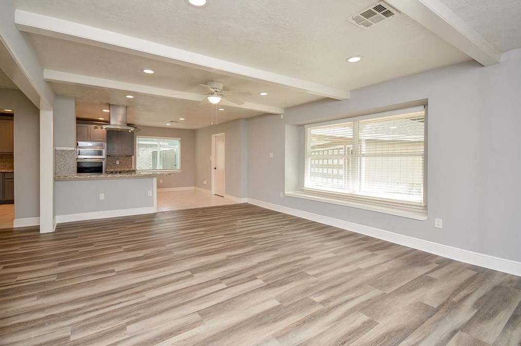 1727 Ashford Hollow Ln, Houston TX  77077-4809 exterior