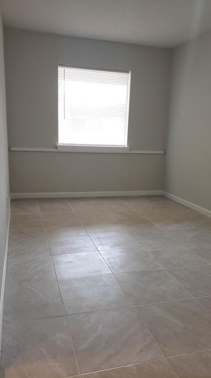 5727 Sweetbriar, Houston TX  77017-6424 exterior