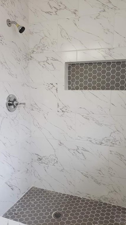 5727 Sweetbriar, Houston TX  77017-6424 exterior