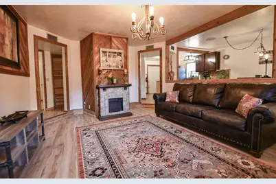 507 W Fawn St, Caldwell, TX 77836 - Photo 3