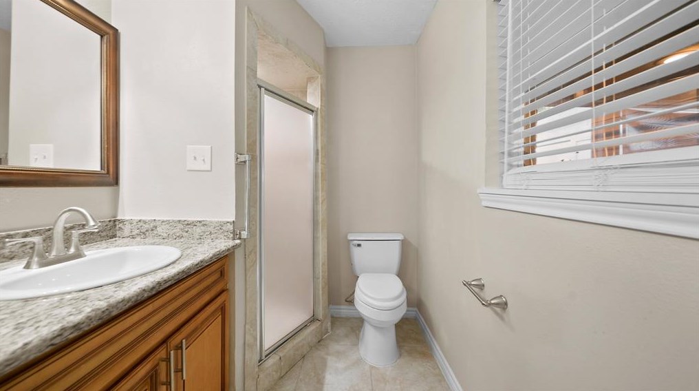 11303 Sageheather Dr, Houston TX  77089-4605 exterior