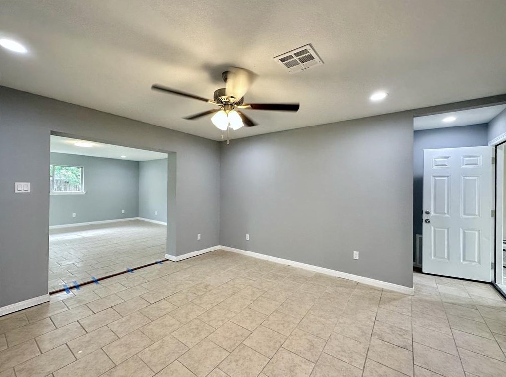 7603 Garsee Dr, Houston TX  77040-4510 exterior