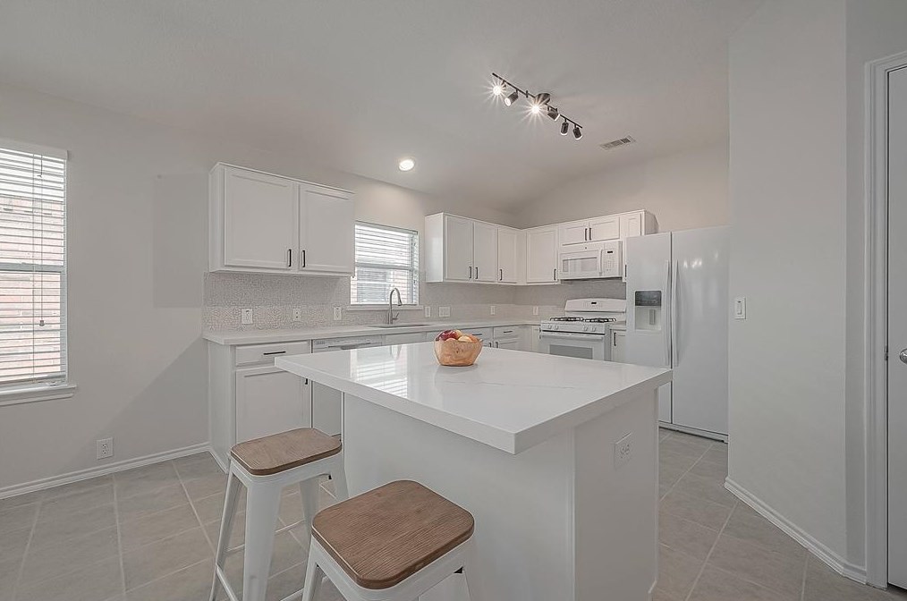 20019 Larkspur Lndg, Richmond TX  77407-7237 exterior