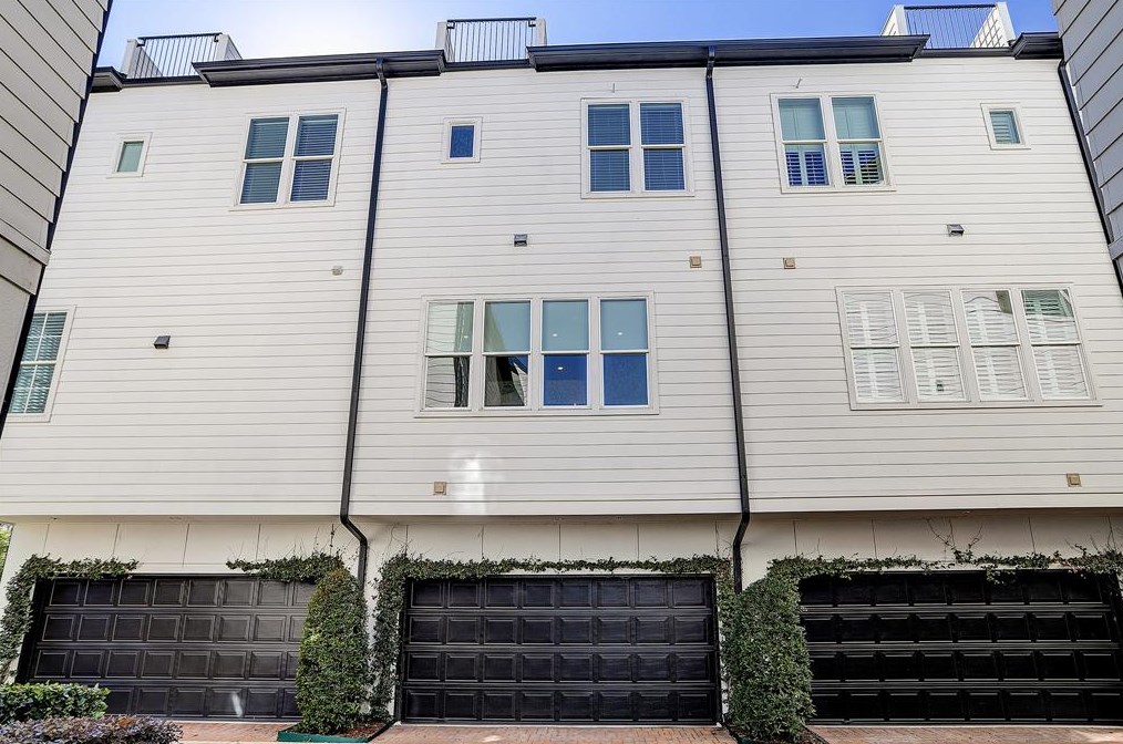 832 Ennis St, Houston TX  77003-3802 exterior