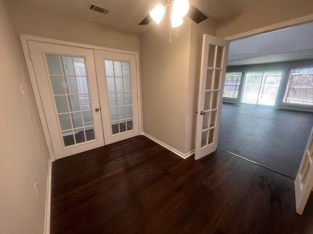 5106 Spruce Forest Dr, Houston TX  77091-5022 exterior