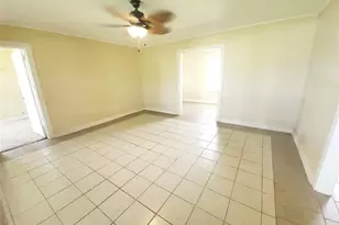 4915 County Rd 227, Freeport, TX 77541 - Photo 11