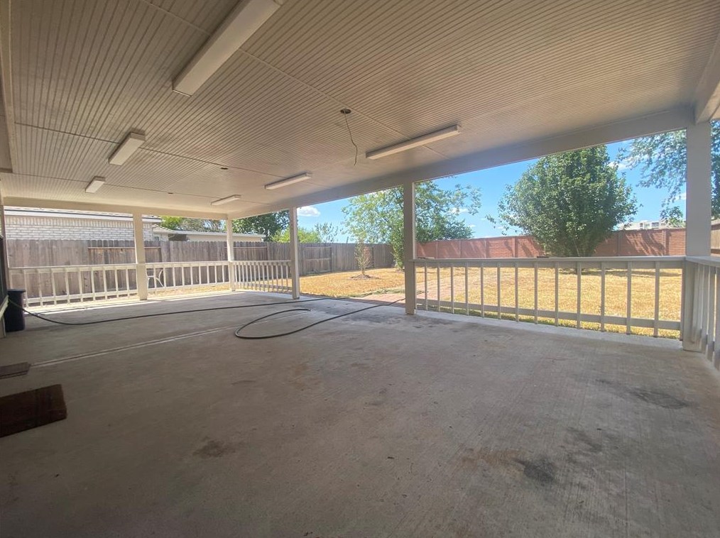 12502 Leader St, Houston TX  77072-2467 exterior