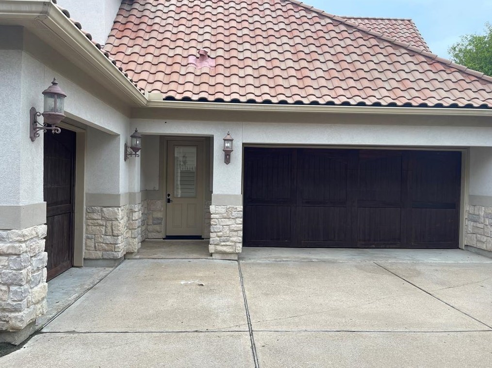 11515 St Germain Way, Houston TX  77082-2733 exterior