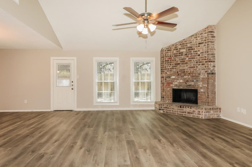 4703 Owens Creek Ln, Spring TX  77388-3842 exterior