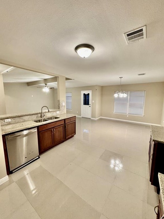 1603 Elizabeth Ave, Richmond TX  77471 exterior