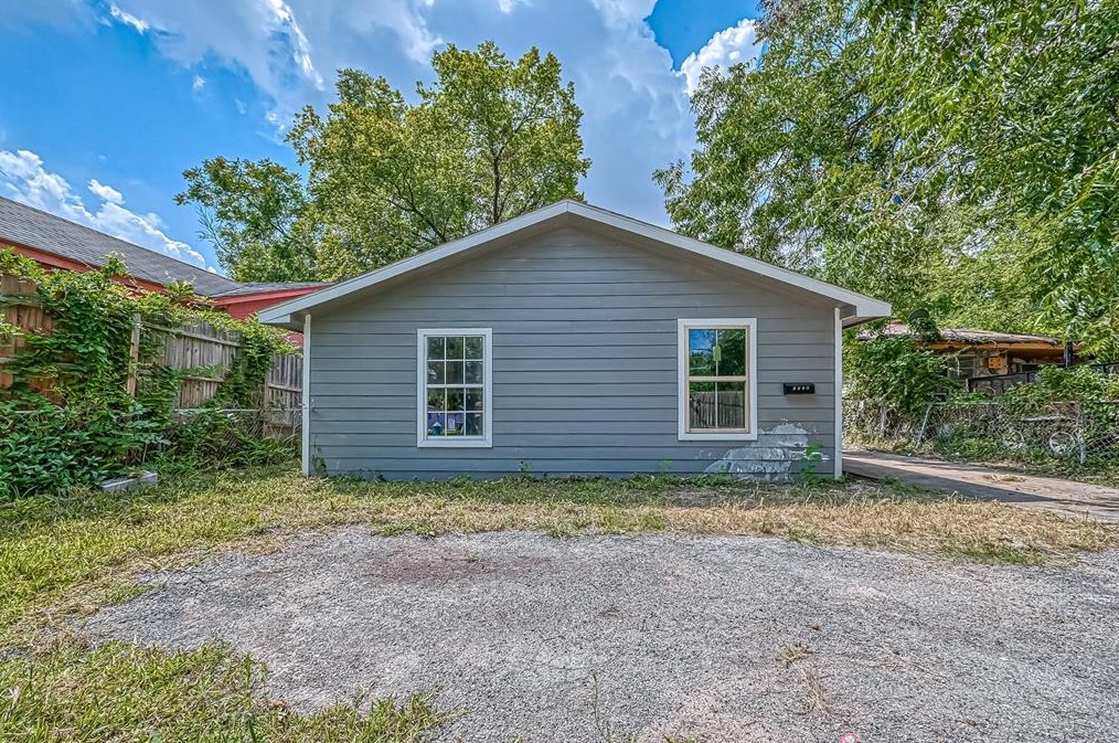 4416 Quitman St, Houston TX  77026-7633 exterior