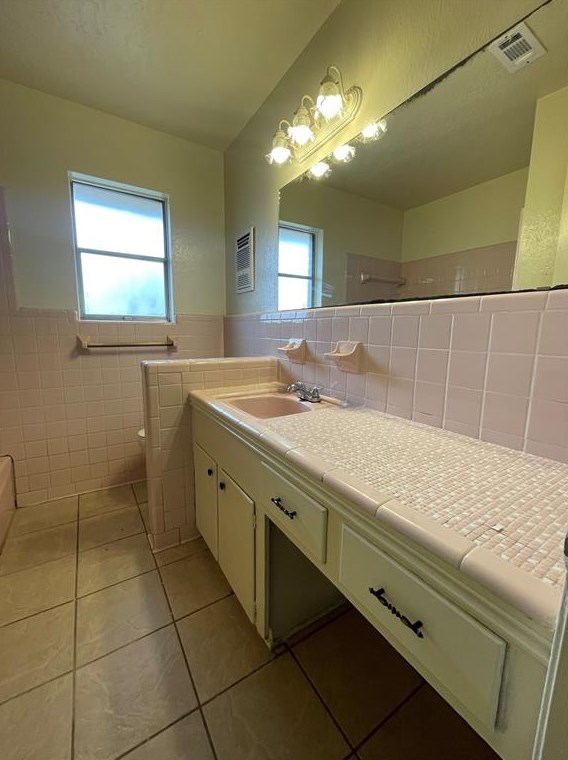 7202 Meadowlark Ln, Texas City TX  77591-3608 exterior