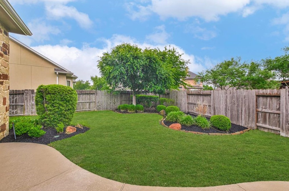 13902 Cole Pt Dr, Humble TX 77396-1108 exterior