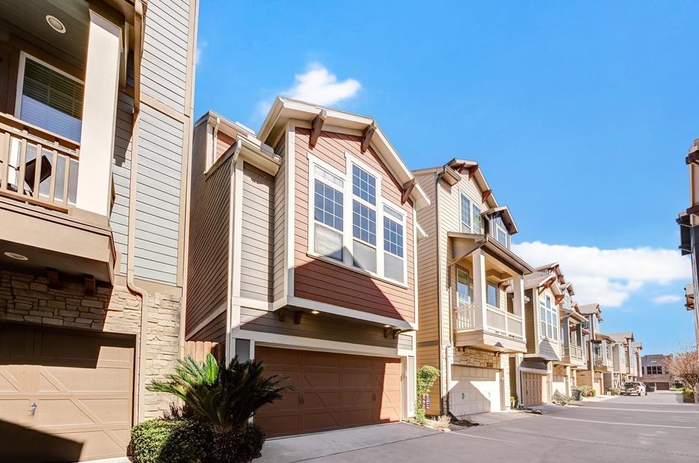 754 Nicholson St, Houston TX  77007-1439 exterior