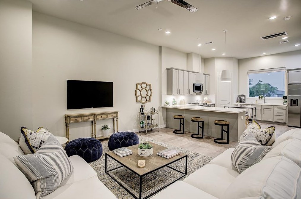 3017 Hicks, Houston TX  77007-3815 exterior