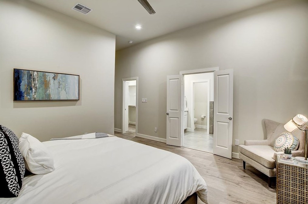 3017 Hicks, Houston TX  77007-3815 exterior