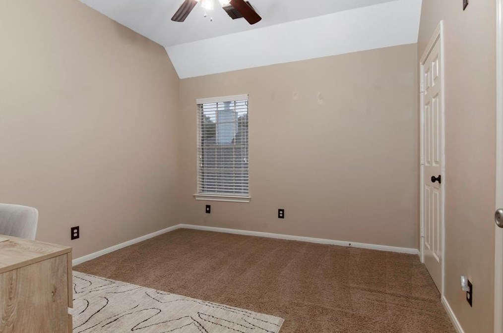 1603 Almond Brk Ln, Houston TX  77062-8015 exterior