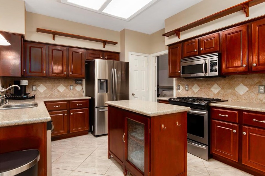 1603 Almond Brk Ln, Houston TX  77062-8015 exterior