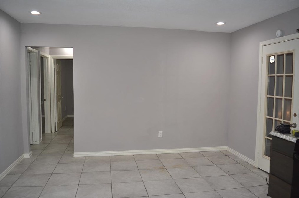 5918 Annunciation St, Houston TX  77016-1710 exterior