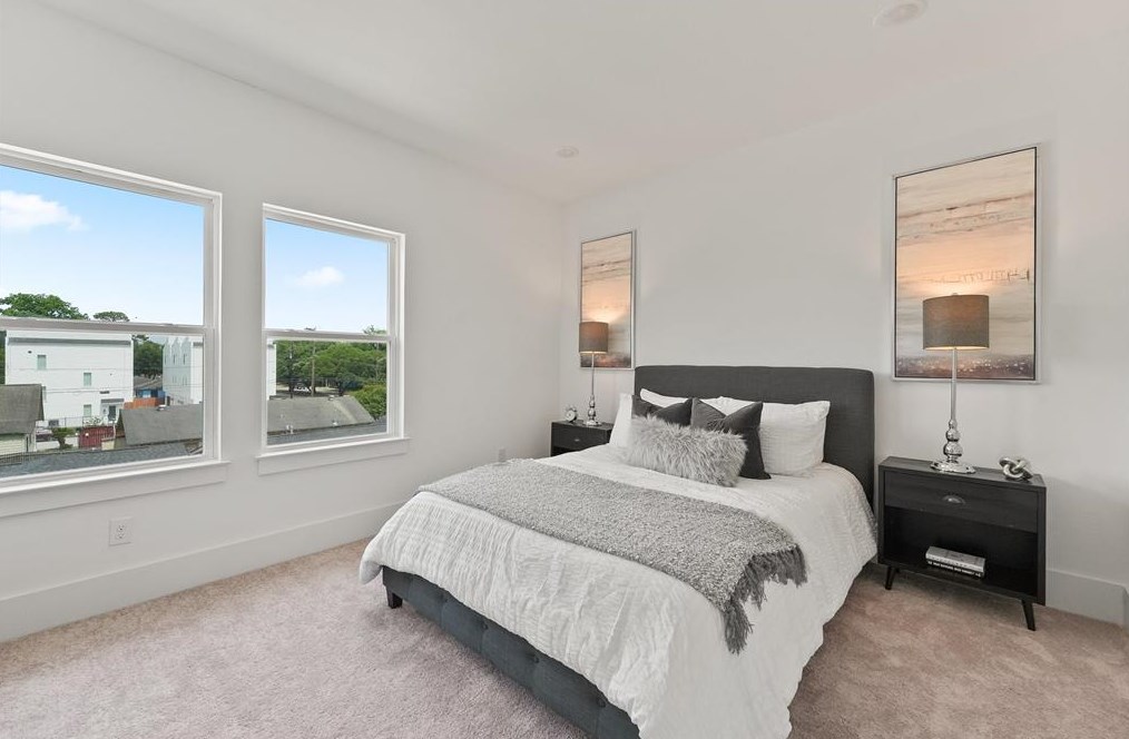 4810 Cochran, Houston TX  77009-2115 exterior