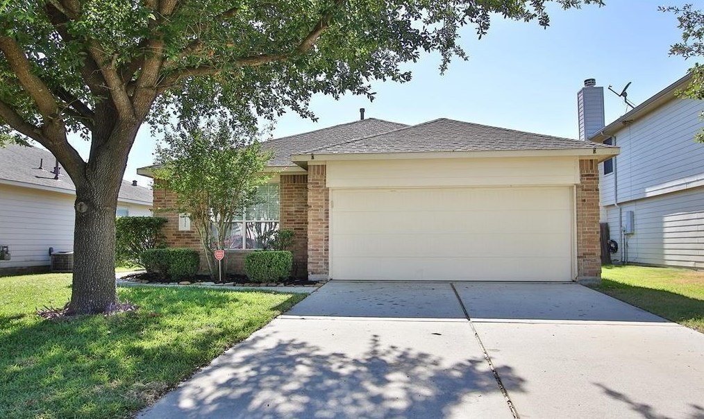 21311 Bella Flora Ct, Spring TX  77379-5657 exterior
